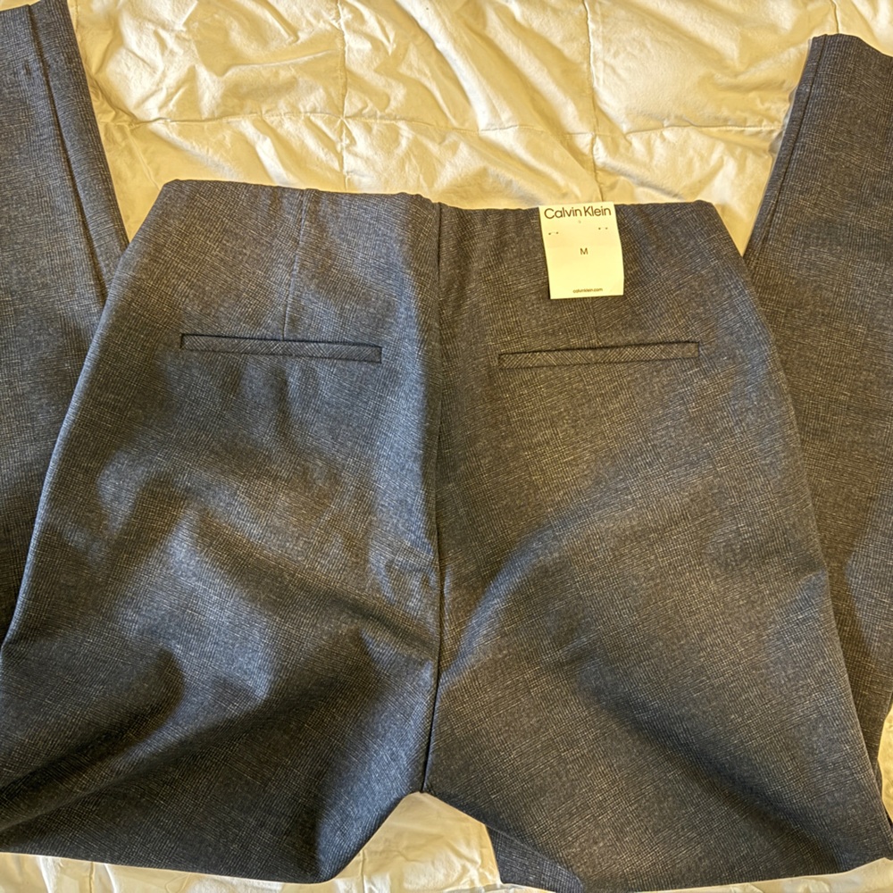 Calvin Klein Mid-Rise Dress pants- Size 28 (NWT)